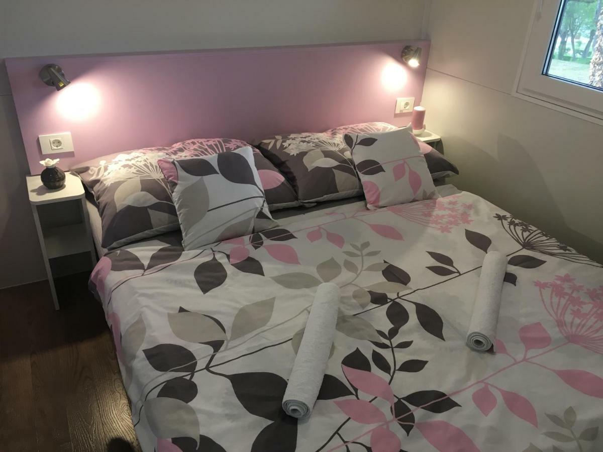 Cherry Premium Adria Mobile Homes Zelena Laguna Porec Bagian luar foto